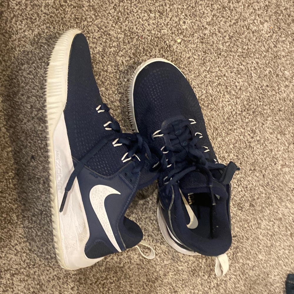 Nike volleyball shoes